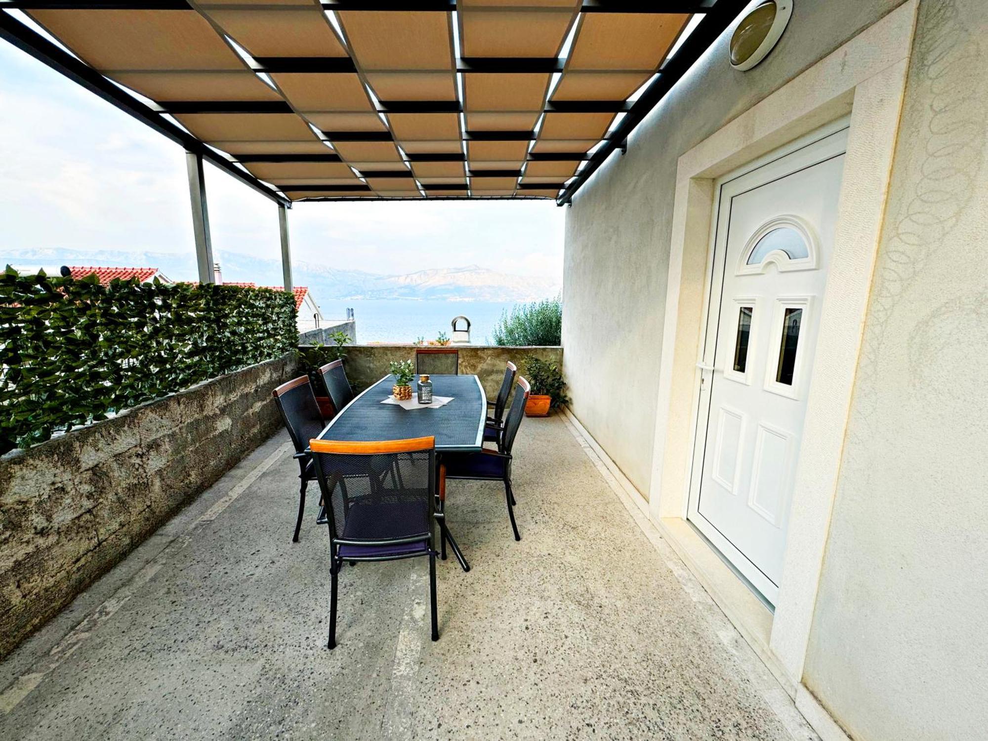 Apartment Baloevic Postira Exterior photo